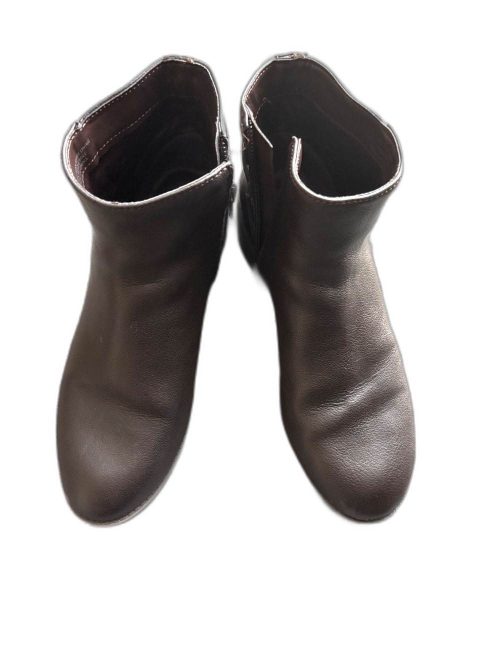 Super cute Kelly and Katie  Brown Boots - Size 7.M